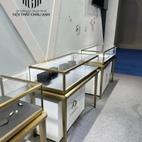 TGN V08 - MẪU TỦ THẲNG CHÂN INOX 201 MẠ PVD VÀNG GIỮA NHÀ CHO TIỆM VÀNG